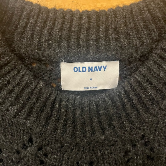 Old navy knit sweater - Picture 2 of 2